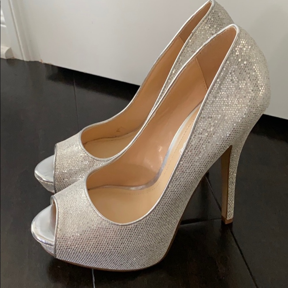 Aldo silver high heel shoes